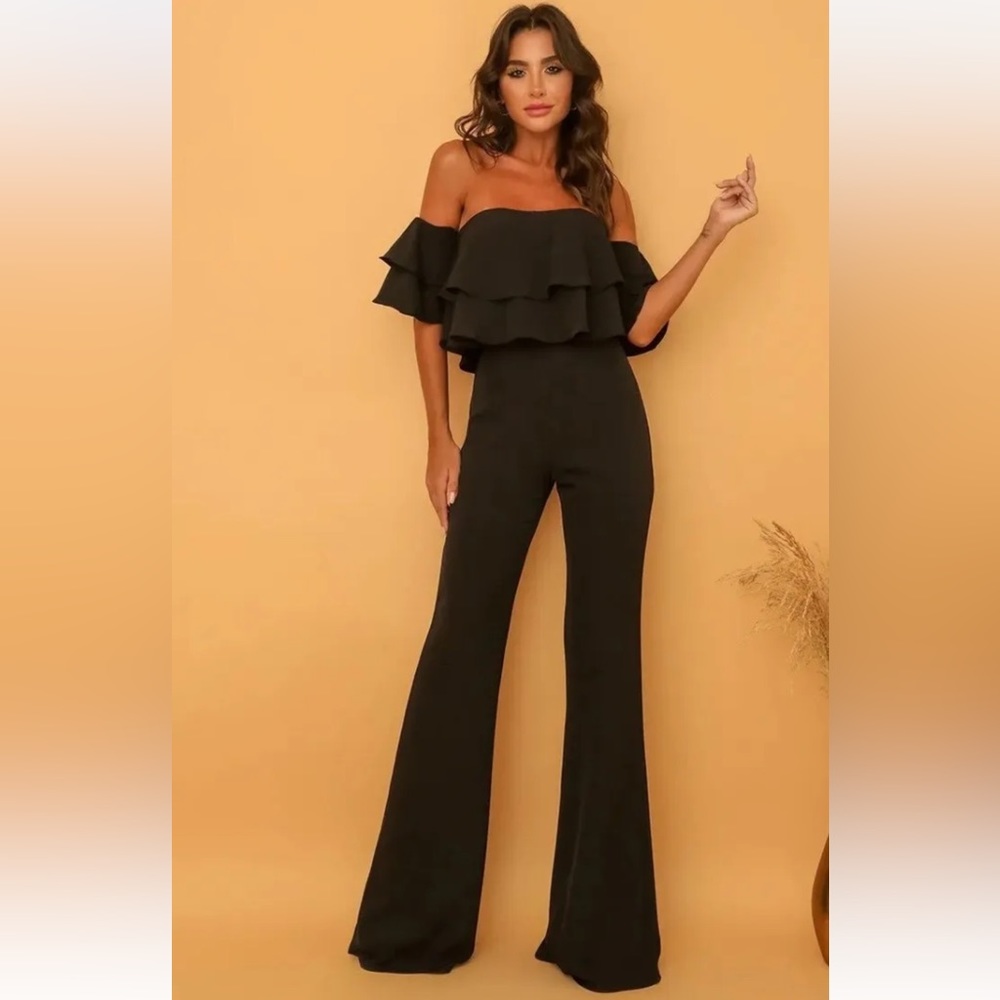 NWT Black Ruffle Jumper